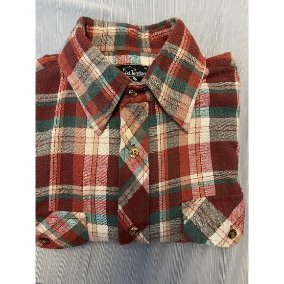 Northwest Territory Plaid Flannel Button Up Collared Shirt Size Medium - Picture 8 of 11